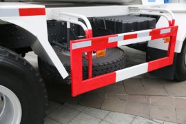 乘龙H5&nbsp;混凝土搅拌车底盘                                                图片