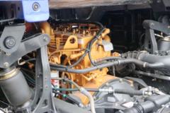 东风柳汽 乘龙H5中卡 220马力 4X2 9.6米厢式载货车(LZ5180XXYM5AB)