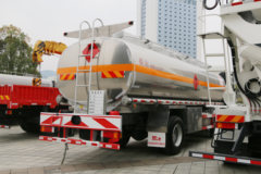 东风柳汽 乘龙H5 240马力 6X2 运油车(楚飞牌)(CLQ5250GYY5LZA)