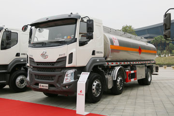 东风柳汽 乘龙H5 240马力 6X2 运油车(楚飞牌)(CLQ5254GYY5LZA)