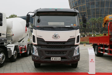 东风柳汽 乘龙H5 270马力 6X2 运油车(楚飞牌)(CLQ5260GYY6LZ)