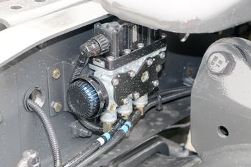 �������� ����H7�ؿ� 460���� 4X2ǣ����(LZ4181H7AB)ͼƬ