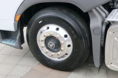 东风柳汽 乘龙H7重卡 460马力 4X2牵引车(LZ4181H7AB)