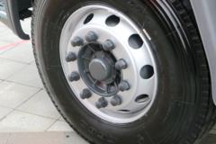 东风柳汽 乘龙H5重卡 380马力 6X4 LNG牵引车(LZ4250M5DB)