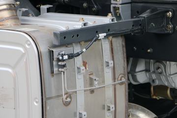 �������� ����H7�ؿ� 430���� 6X4 LNGǣ����(LZ4250H7DL)ͼƬ