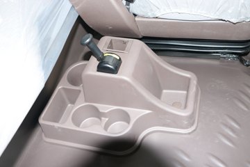 �������� ����H5�п� 220���� 4X2 9.6����ʽ�ػ���ͼƬ