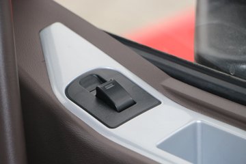 �������� ����H5�п� 220���� 4X2 9.6����ʽ�ػ���ͼƬ