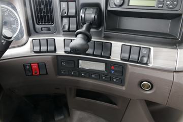 �������� ����H7�ؿ� 430���� 6X4 LNGǣ����(LZ4250H7DL)ͼƬ