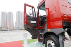 东风柳汽 乘龙H7重卡 430马力 6X4 LNG牵引车(LZ4250H7DL)