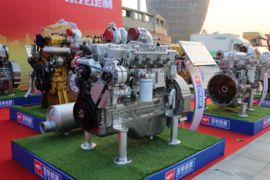 YC6JA系列&nbsp;发动机外观                                                图片