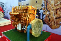 东风康明斯ISZ520 51 520马力 13L 国五 柴油发动机