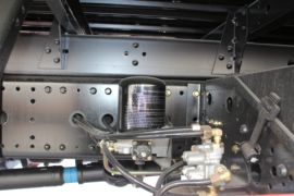 东风天锦&nbsp;爆破器材运输车底盘图片