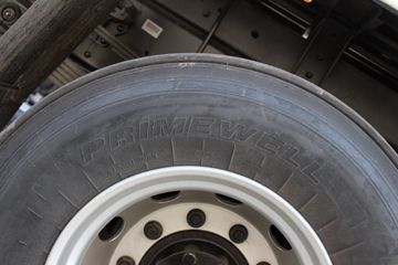 �������ó� ��� 245���� 6X2 8.6����ȼ������ʽ���䳵(DFH5250XRQBXV)ͼƬ