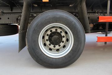 �������ó� ��� 245���� 6X2 8.6����ȼ������ʽ���䳵(DFH5250XRQBXV)ͼƬ