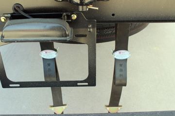 �������ó� ��� 245���� 6X2 8.6����ȼ������ʽ���䳵(DFH5250XRQBXV)ͼƬ