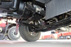 东风商用车 天锦 245马力 6X2 8.6米易燃气体厢式运输车(DFH5250XRQBXV)