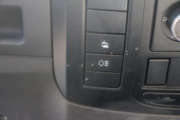 �ɵ� �³�X3 156���� 4X2 �泵��(FD1121P63K5)ͼƬ