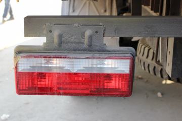 �ɵ� �³�X3 156���� 4X2 �泵��(FD1121P63K5)ͼƬ