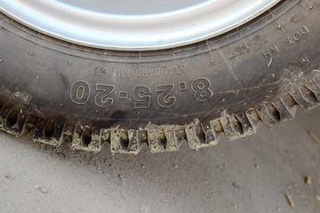 �ɵ� �³�X3 156���� 4X2 �泵��(FD1121P63K5)ͼƬ