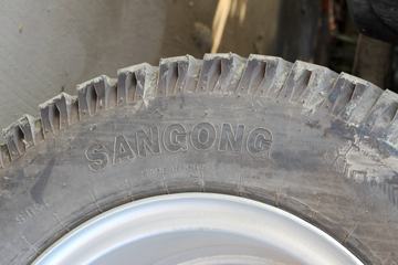 �ɵ� �³�X3 156���� 4X2 �泵��(FD1121P63K5)ͼƬ