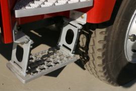 轩德X3&nbsp;随车吊外观图片