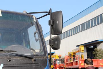 �ɵ� �³�X3 156���� 4X2 �泵��(FD1121P63K5)ͼƬ