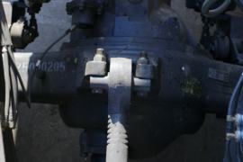 轩德X3&nbsp;随车吊底盘图片