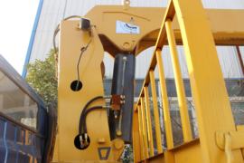 奥驰X系&nbsp;随车吊上装图片