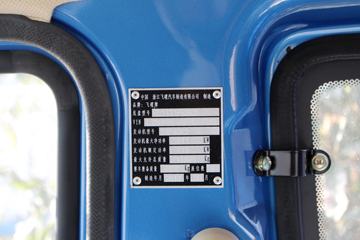 �ɵ� �³�X3 156���� 4X2 �泵��(FD1121P63K5)ͼƬ