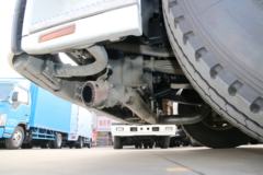 庆铃 五十铃巨咖 380马力 6X4危险品牵引车(QL4251U2NDZ)