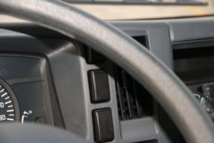 庆铃 五十铃KV100 98马力 4.17米单排厢式轻卡(QL5044XXYA6HA)