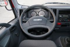 庆铃 五十铃KV100 98马力 4.17米单排厢式轻卡(QL5044XXYA6HA)