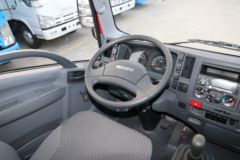 庆铃 五十铃KV100 98马力 4.17米单排厢式轻卡(QL5044XXYA6HA)