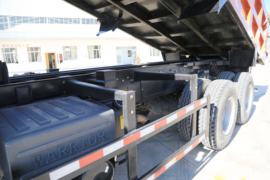 时骏D960&nbsp;自卸车底盘                                                图片