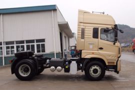 豪曼H5&nbsp;牵引车外观                                                图片