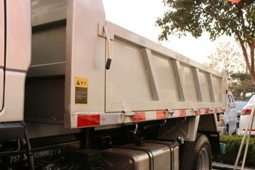 �ƿ�ŷ�� С���� 68���� 4X2 2.95�׵�����ж��(ZB3042BDC3V)ͼƬ