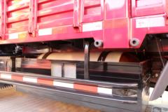 唐骏欧铃 T7 130马力 CNG 4.1米单排栏板载货车