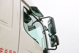 广汽日野700&nbsp;牵引车外观                                                图片