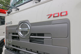 广汽日野700&nbsp;牵引车外观                                                图片