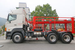广汽日野 700系列重卡 450马力 6X4危险品牵引车(后气囊悬挂)(YC4250SS1EL5W)