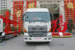 广汽日野 700系列重卡 450马力 6X4危险品牵引车(后气囊悬挂)(YC4250SS1EL5W)