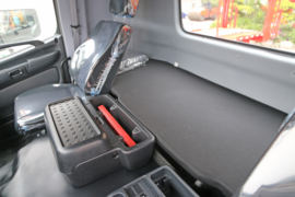 广汽日野700&nbsp;牵引车驾驶室                                               图片