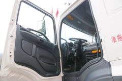 广汽日野 700系列重卡 450马力 6X4危险品牵引车(后气囊悬挂)(YC4250SS1EL5W)
