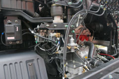 广汽日野 700系列重卡 450马力 6X4危险品牵引车(后气囊悬挂)(YC4250SS1EL5W)