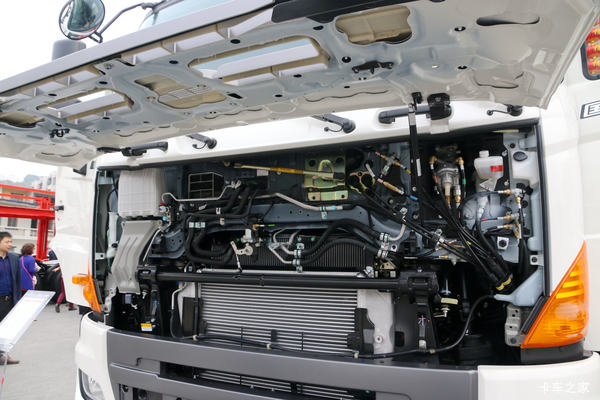 优惠0.5万 江苏广汽日野牵引车火热促销