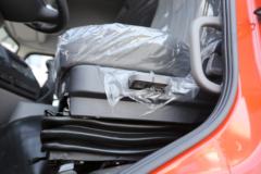 东风商用车 天龙重卡 轻赢版 350马力 8X4 9.6米栏板载货车(DFH1310A1)