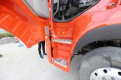 东风商用车 天龙重卡 轻赢版 350马力 8X4 9.6米栏板载货车(DFH1310A1)