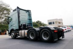 沃尔沃 新FH重卡 460马力 6X2R牵引车(FH460 62T B)