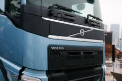 沃尔沃 新FH重卡 环球帆船赛特别版 500马力 4X2牵引车(FH500)