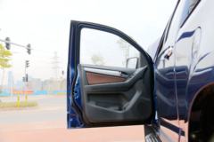 庆铃五十铃 达咖TAGA 2018款 超豪华版 3.0T柴油 131马力 两驱双排皮卡